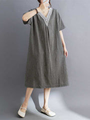A-Line Half Sleeves Plaid Pleated Split-Joint V-Neck Midi Dresses