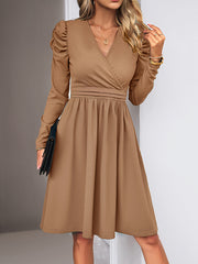 Puff Sleeves Skinny Pleated Solid Color Split-Joint V-Neck Midi Dresses