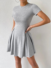 High Waisted Loose Pleated Solid Color Split-Joint Round-Neck Mini Dresses