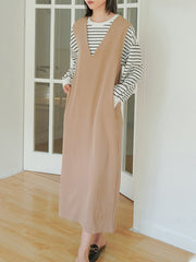 Casual A-Line Sleeveless Solid Color V-Neck Midi Dresses