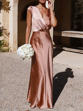 Pleated Solid Color Split-Joint Loose Short Sleeves V-Neck Maxi Dresses