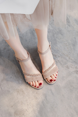 High heels with skirt, medium heel and thick heel sandals