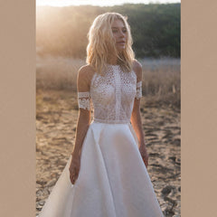 Boho Beach Wedding Dress 2025 Off The Shoulder V-Neck Appliqued Bride Dresses A Line Elegant Lace Bridal Gowns Bohemian