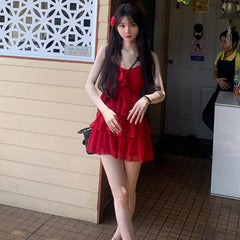 dress to impress codes Pure Desire Style Red White Sling Dress Women's 2025 Summer New Design Sense Waist Slimming Cake Skirt