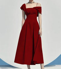 outfit Niche 2025 Elegant Slim-Fit Irregular Shoulder Strap Dress Haze Blue Oblique Shoulder Dress 1142