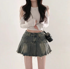 2000s fashion Hot Girl Retro Frayed Skirt Denim Women's New Washed Distressed Design High Waist Slimming Pleated Skirt