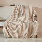 Room decor Faux Fur Throw Blanket Plush Bedspread on the bed plaid sofa cover towel blankets and throws for living room bedroom