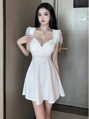 2025 Summer Women's Sexy Mature Lace spliced Short Sleeve Deep V Low cut Fashion Waist retraction Solid color A-line Dress 2ZW6
