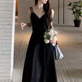 Black V-neck Suspender Skirt Dress Women's New Senior Sense Temperament Closed Waist Long Skirt Design Sense Skirt 2024 Spring