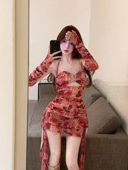 Rose Newspaper Print Love Iron Ring Tassels Women Sexy Hanging Neck Off Shoulder Short Spicy Girl Ruffle Edge Dress Senior XXUJ