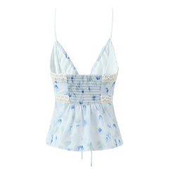 A Walk In The Clouds // Top