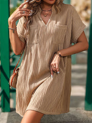 Loose Short Sleeves Pleated Solid Color Split-Joint V-Neck Mini Dresses