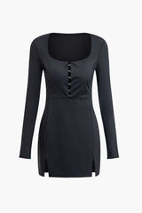 Kapuze und Auge, quadratischer Ausschnitt, Schlitz, langärmliges Minikleid 