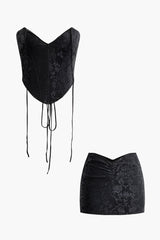 Set aus Jacquard-Korsett-Oberteil mit geflochtener Krawatte und V-Ausschnitt und gerüschtem Minirock 