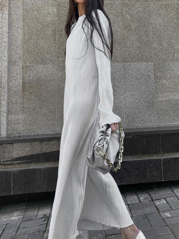 Long Sleeves Loose Pleated Solid Color Round-Neck Maxi Dresses