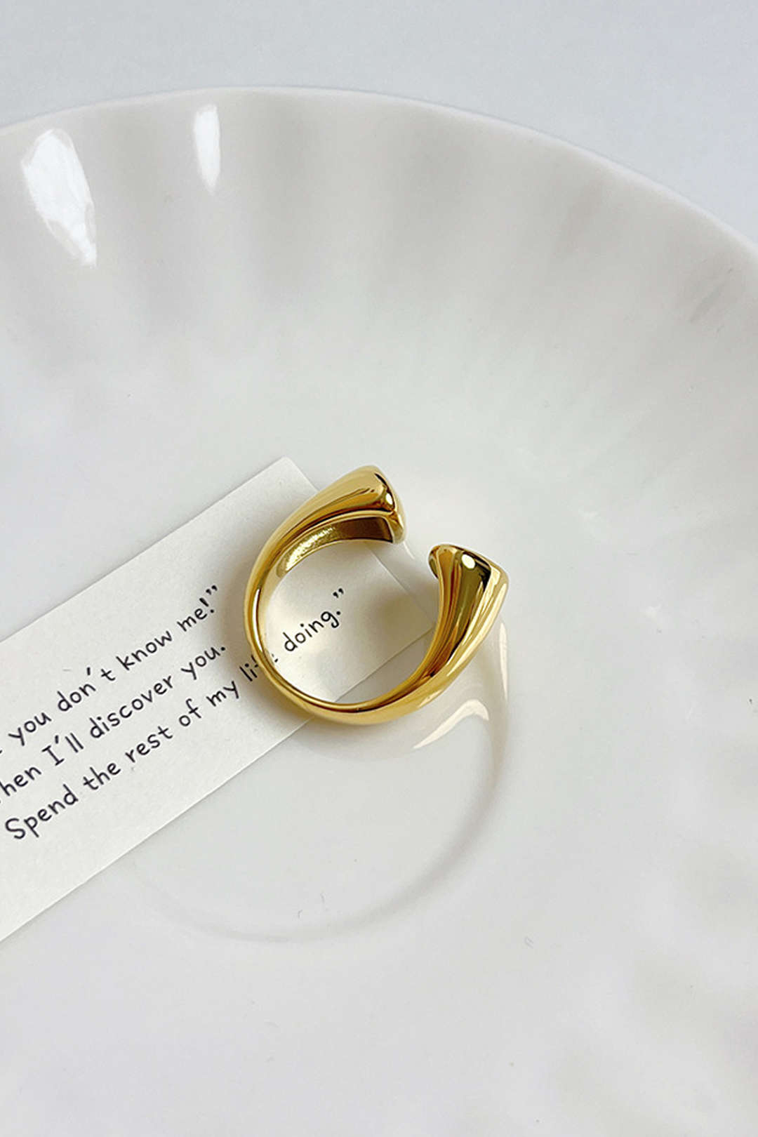 Offener Ring aus Metall 
