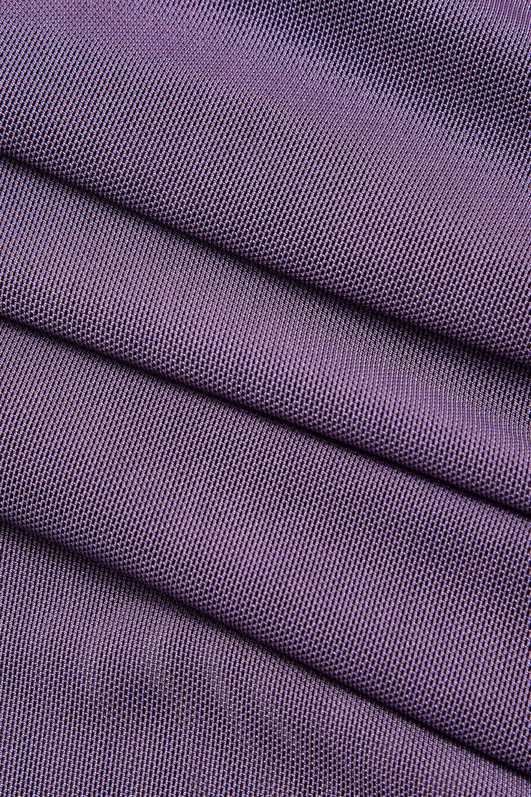 Gerüschtes Midikleid aus Netzstoff mit quadratischem Ausschnitt und Rüschenband 