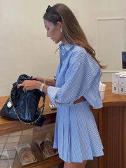 Modischer Anzug mit blauem Streifenmuster für Damen, elegante Langarm-Crop-Tops mit Knopfleiste und Faltenröcke mit hoher Taille, 2-teiliges Set, Weihnachtsgeschenke 