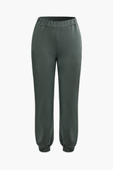 Einfarbiges Set mit Kapuzenpullover und Jogginghose 