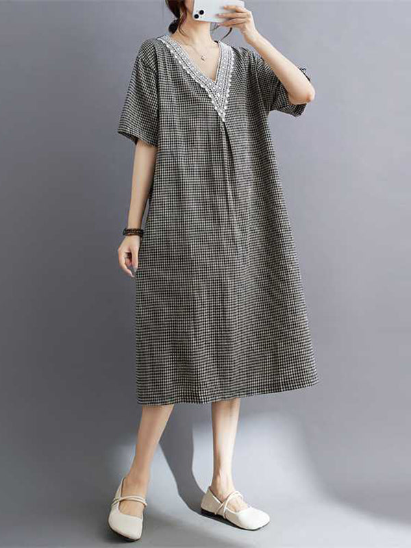 A-Line Half Sleeves Plaid Pleated Split-Joint V-Neck Midi Dresses