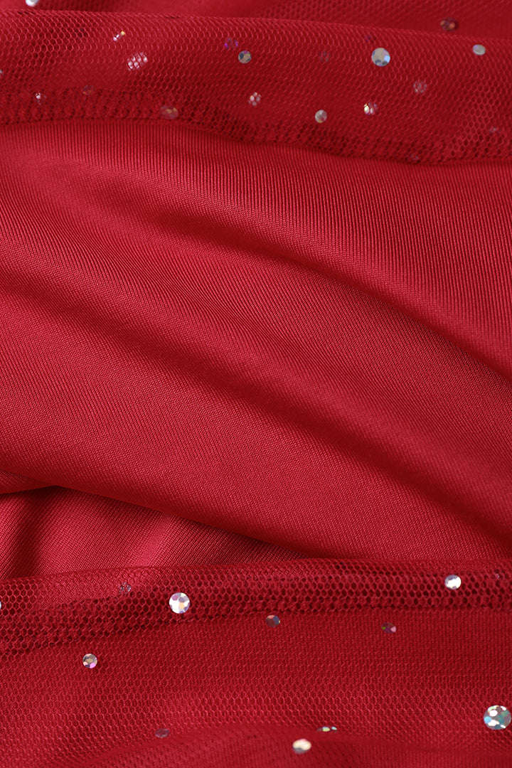 Minikleid aus Netzstoff mit Pailletten und Rüschen 