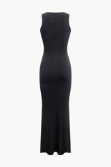 Solid Round Neck Sleeveless Maxi Dress