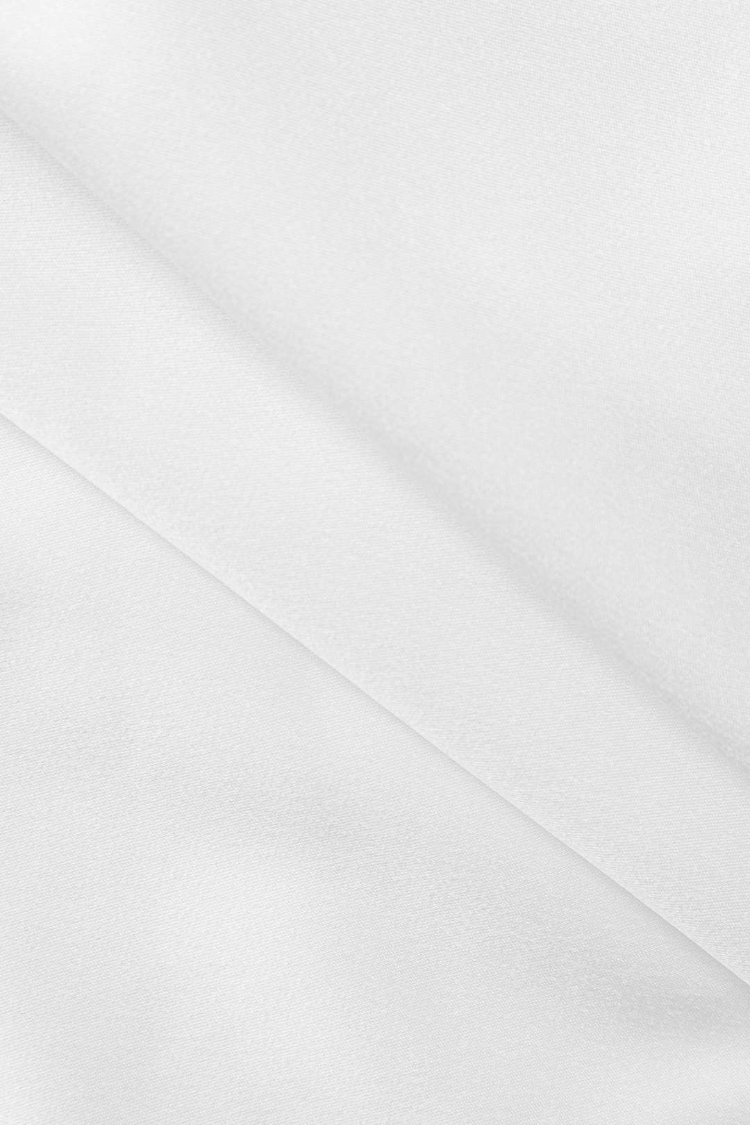 Minikleid aus Satin mit Spitzensaum und Bindeband hinten 