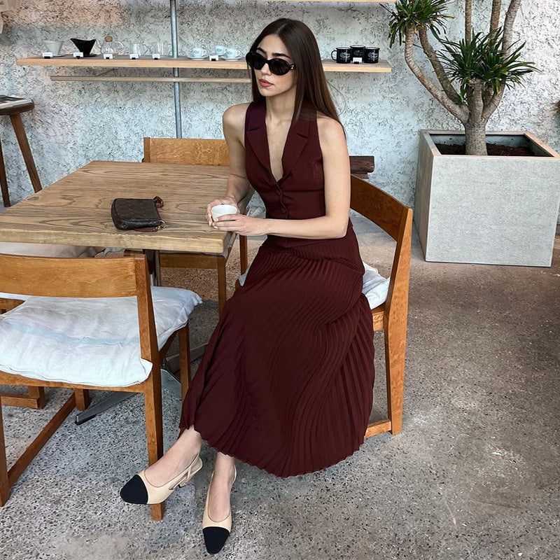 TRAUXY Sommer Neue Plissee Rock Anzug Für Frauen Schlank Ärmellose Kurze Weste Top Solide Lange Rock Hohe Taille Mode Zwei Stücke SetWeihnachten Geschenke 