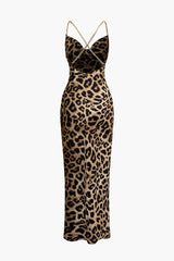 Maxikleid mit Leopardenmuster, gekreuzten Ketten, Wasserfallausschnitt und Schlitz 