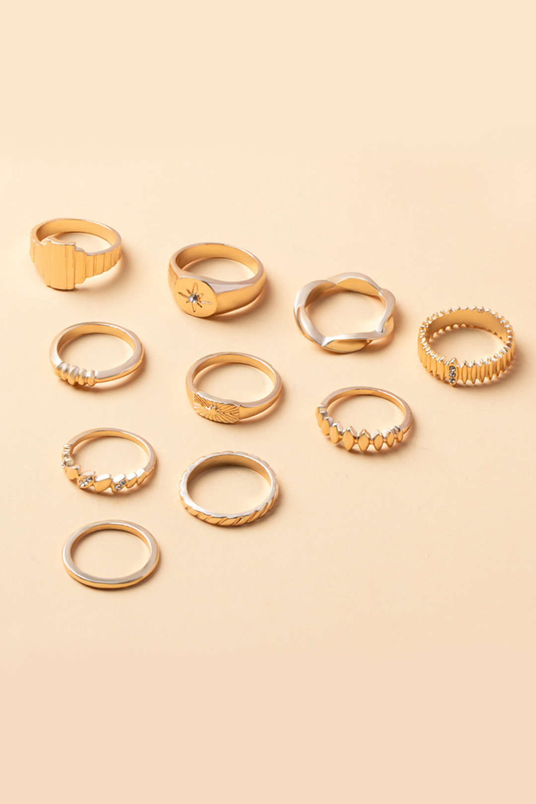 Set mit 10 Ringen 