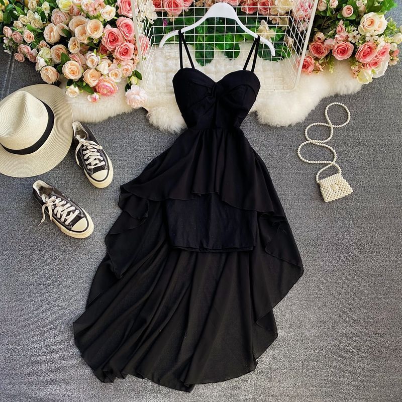 Kleid zum Beeindrucken von Codes Elegante Dame Sexy Hosenträgerrock Sommer Neue Mode Schlank Abnehmen Unregelmäßigen Schwalbenschwanz Etuikleid Frauen