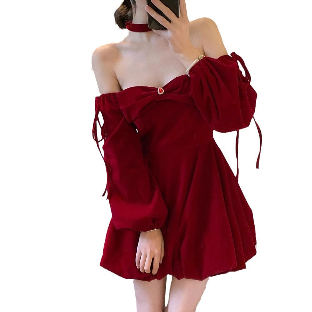 Leaord Weihnachtsoutfit Stimmungsvolles Shirt Ankela Rotes Samt-Neckholderkleid Damen Herbst und Winter Taillenenges Hochwertiges Kleid Pettiskirt
