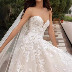 dress to impress divine being French Mori High-Grade Lace Luxury Heavy Industry Main Wedding Dress 2025 New Bridal Tube Top Slimming Outdoor Yarn Tail
