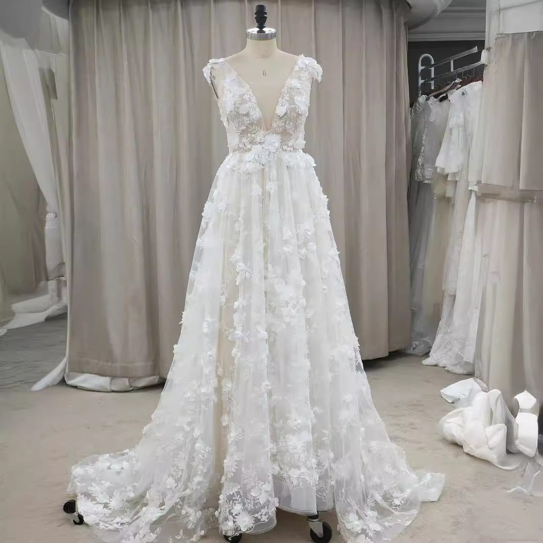 dress to impress telenovela 2025 Spring New Women's Clothing Lace Dress Deep V Wedding Dress Large Swing Dress