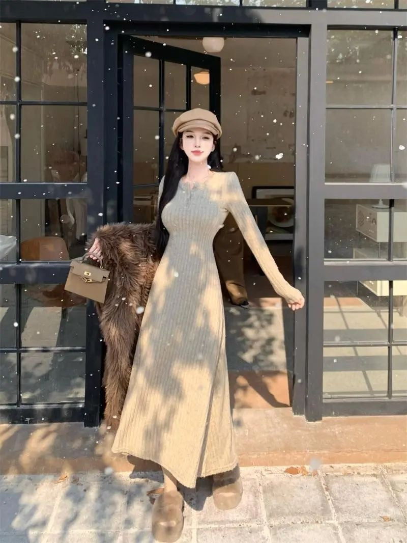 Outfit-Inspo Schneeflocken-Baumwoll-Streifen Herbst und Winter Neue Taille Schlankheitsrock Französisches Strick-A-Linien-Kleid für Damen