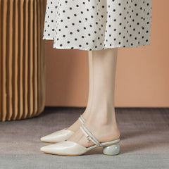 Damen-Feenstil mit Rock, mittelhoher Zehenbereich, Box-Heels