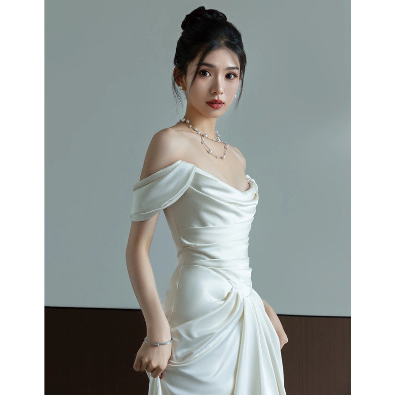 Detektiv gegen Verdächtigen Kleid zum Beeindrucken Schulterfreies leichtes Hochzeitskleid Einfaches Reise-Shooting Weiß 2025 Neues Brautkleid Korean Super Fairy Welcome Yarn Dress