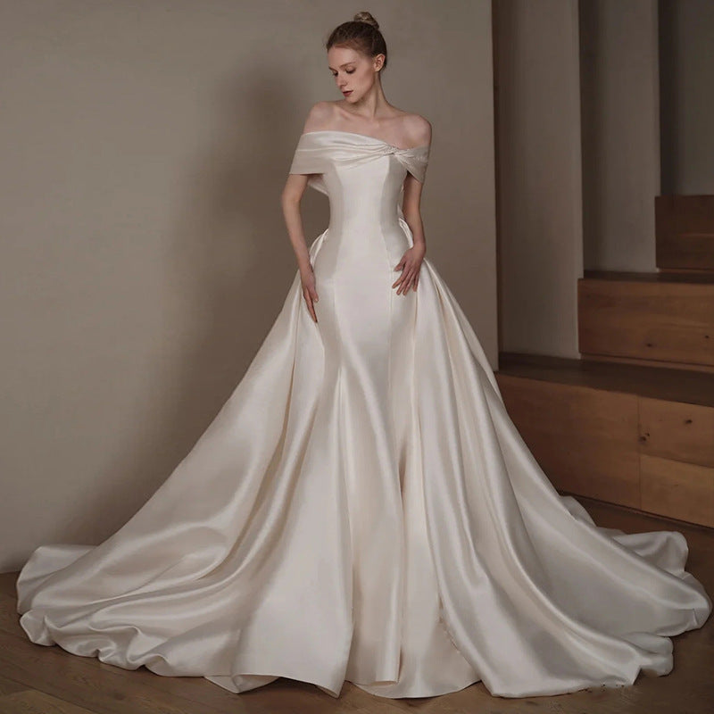 dress to impress divine being off-Shoulder Satin Fishtail Main Wedding Dress 2025 New Simple Mori Temperament Bridal Large Tail Welcome Yarn