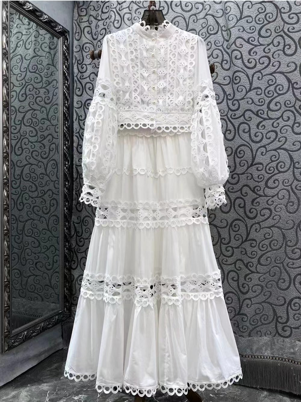 Kirchenoutfit 2024 Stil Frühling Neue elegante Mode Hohl Einreihiges Oberteil + Rockanzug