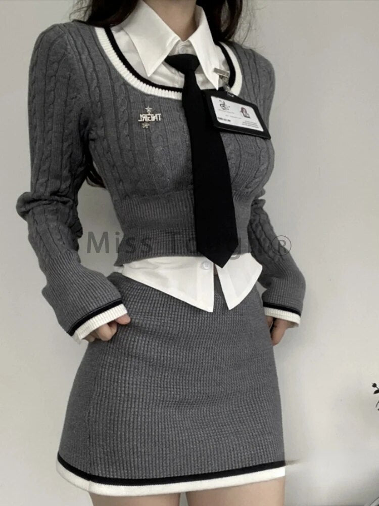 Graues 3-teiliges Set im Preppy-Stil für Damen, koreanische Mode, gestrickter Minirock, lässige Bluse + warme Pullover + eleganter Rock