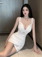 Frauen Sommer Knospe Solide Leibchen Falten Brust Wickelkleid Sexy Hohl Tief Neue Süße V-ausschnitt Dünne Hosenträger Kleid Reife SAU8