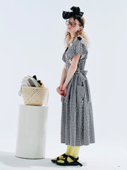 Original design schwarz und weiß plaid blume bestickt kleid A-linie rock kurzarm sommer frauen kleid