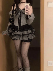 Graue Langarm-Strickjackenoberteile + süße schwarze Leibchenweste mit Spitzenschleife + geraffte Röcke mit hoher Taille, neue zweiteilige Herbstsets