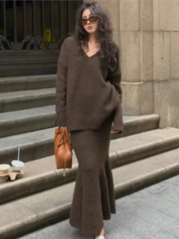 Koreanischer gestrickter 2-teiliger Rock-Set für Damen mit V-Ausschnitt, Pullover, Fischschwanz, Midirock, lässige Mode-Outfits für Herbst und Winter