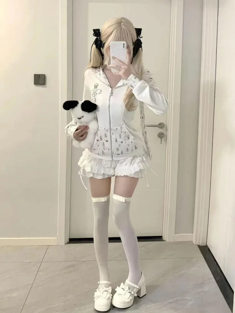 Süße, niedliche Kapuzenjacke mit Kaninchenohren und langen Ärmeln aus Spitze + Y2k-Röcke mit hoher Taille und weißen Kuchen
