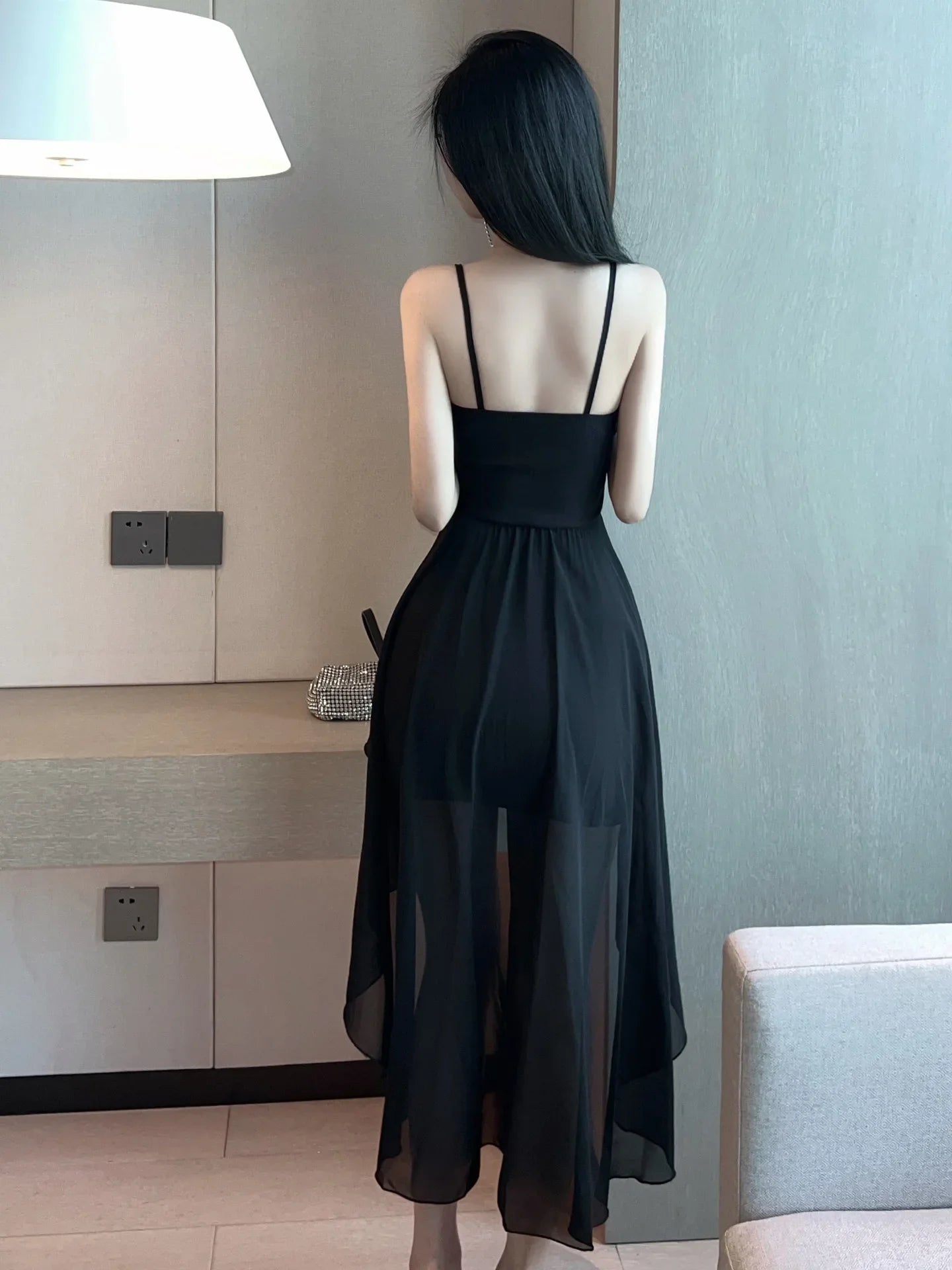 2025 Summer Women's New Sexy Sweet Irregular swing Swallowtail Slim sling Mid length Purity fashion Solid Color Dress ILGM
