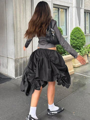 Falten Schwarz Mini Rock Für Frauen Hohe Taille Mode Asymmetrische Lose Röcke Weibliche 2024 Straße Neue Mode Rock WomanChristmas Geschenke 