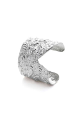 Manschettenarmband aus Metall mit V-Kerbe