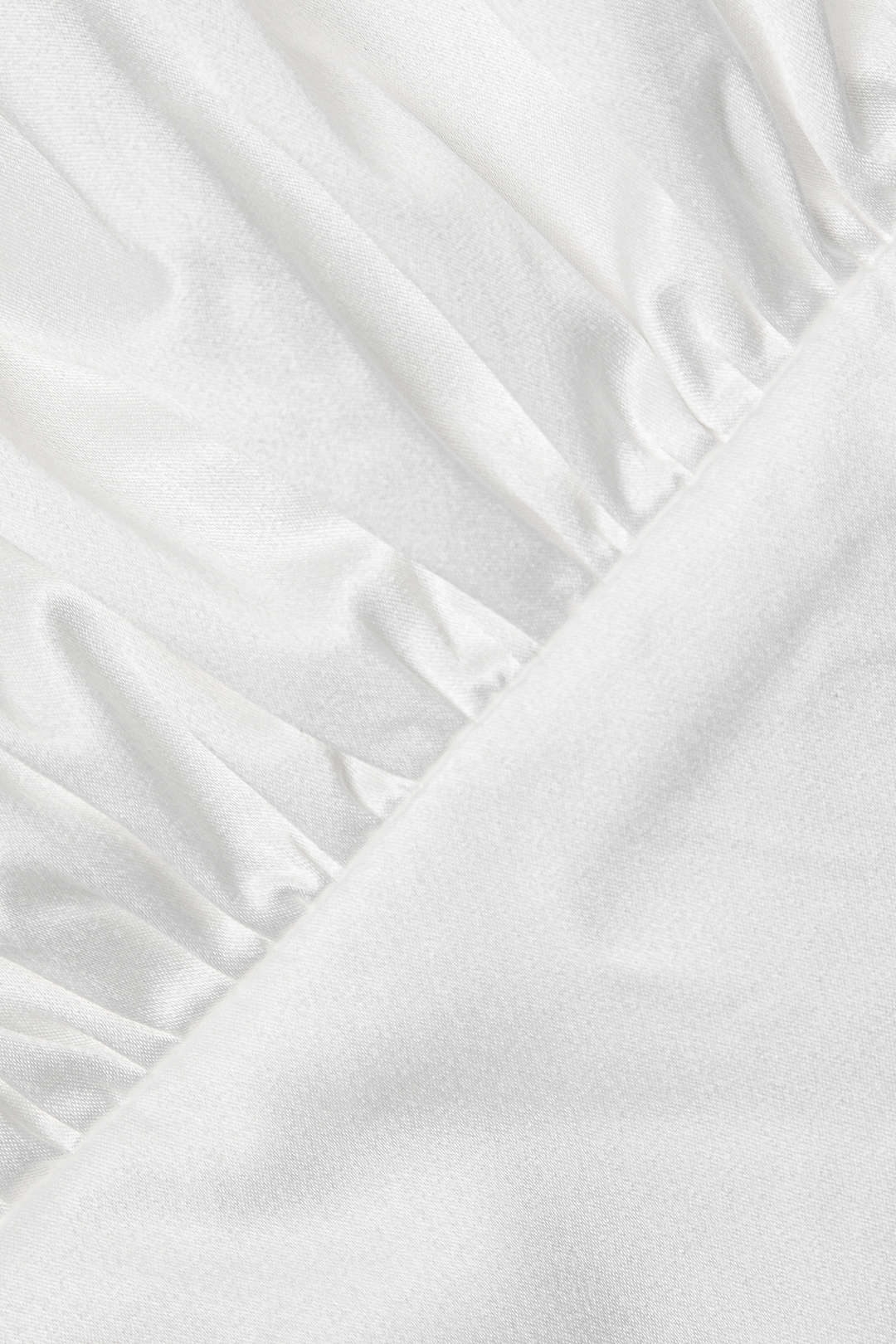 Minikleid aus Satin mit Spitzensaum und Bindeband hinten 
