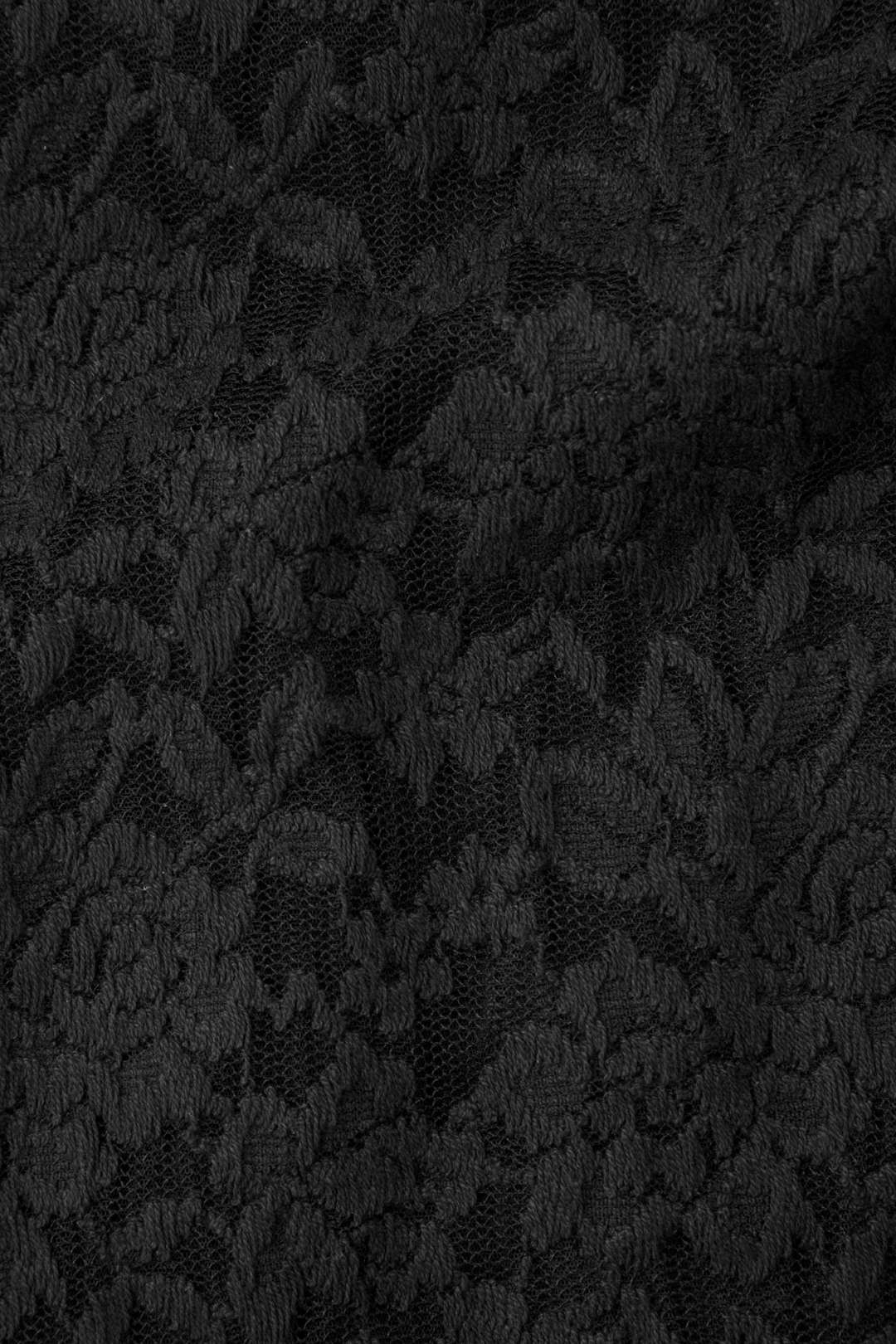 Maxikleid mit Spitzenschlitz 